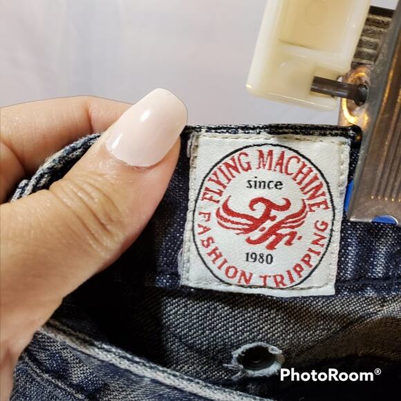 Flying Machine | Light Wash Blue Jeans | Size 32 - Picture 5 of 9
